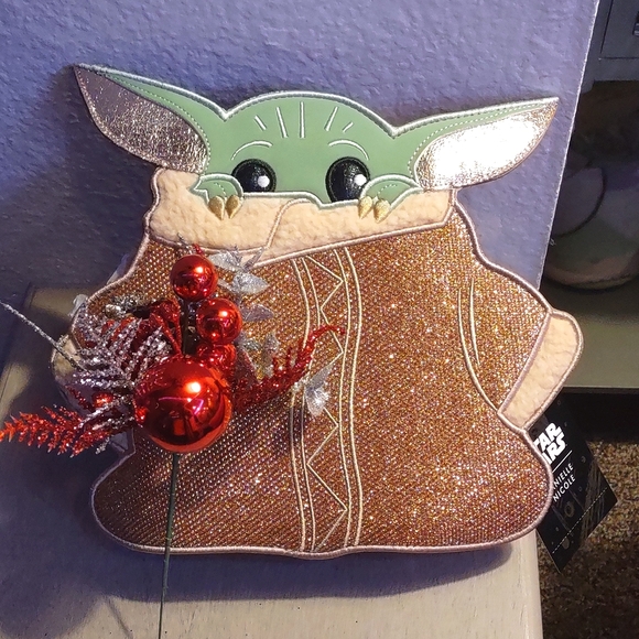Danielle Nicole Handbags - Baby Yoda Crossbody Bag